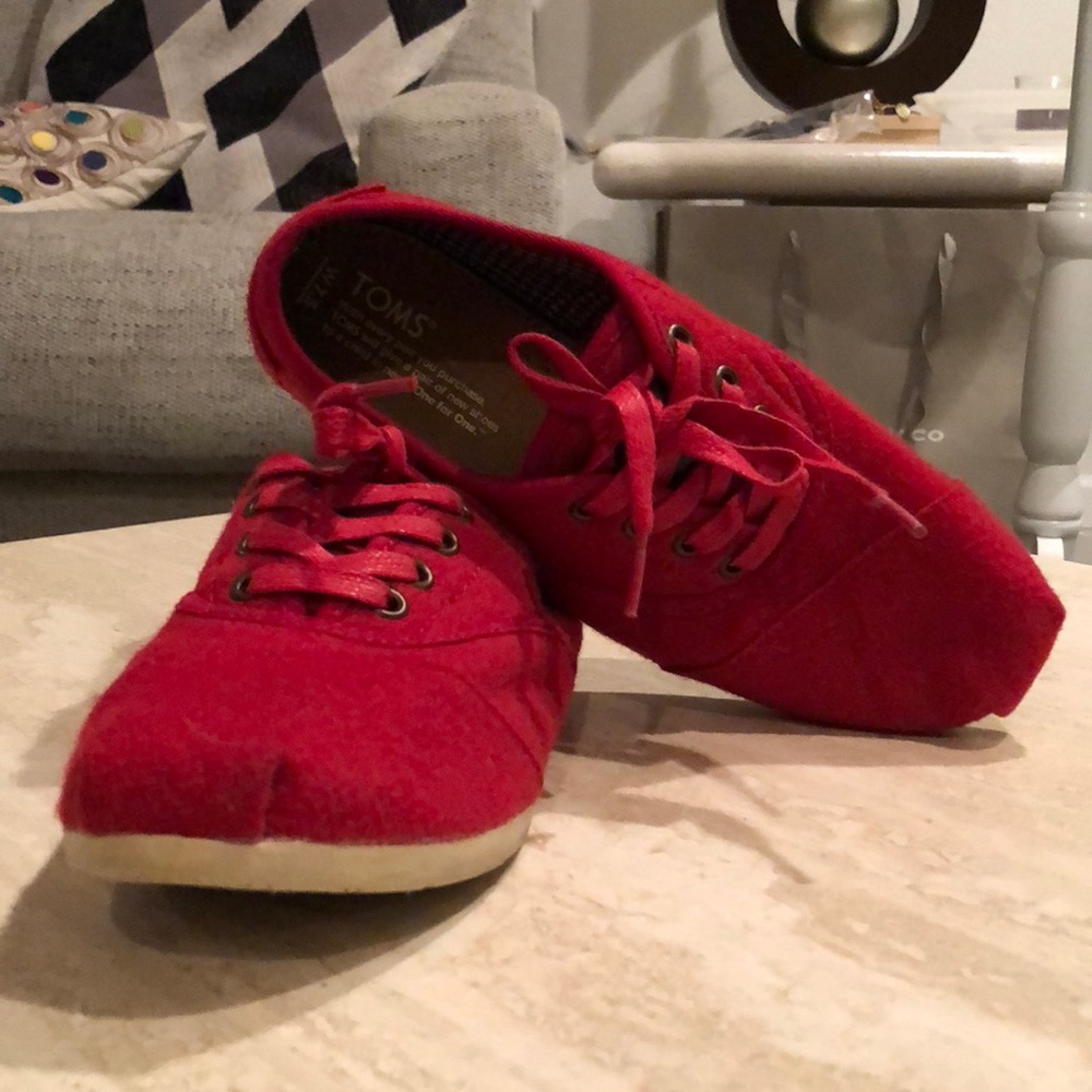 TOMS